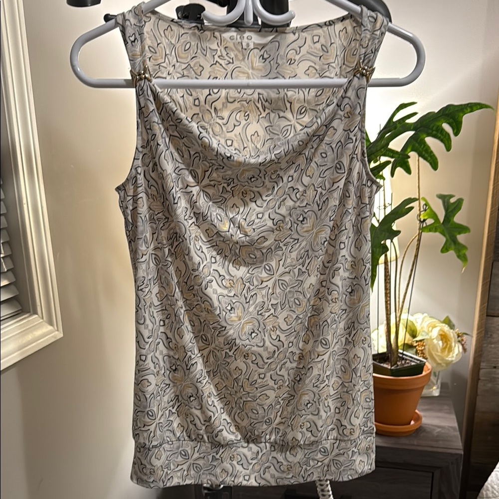 Cleo Silver Relaxed Graphic Tank Top